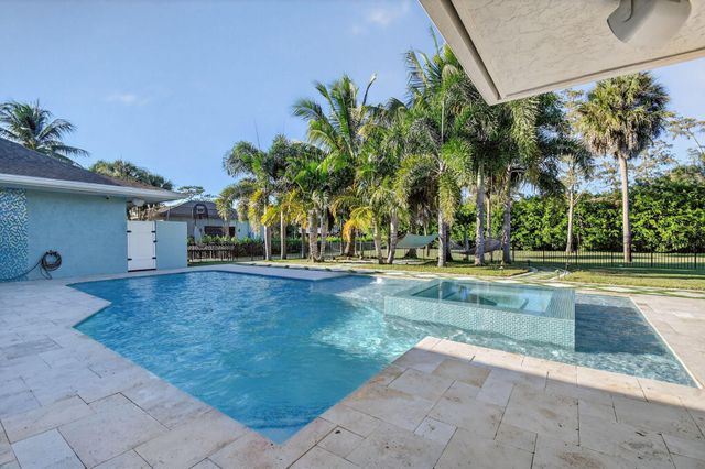 13172 Doubletree Circle, Wellington, FL 33414