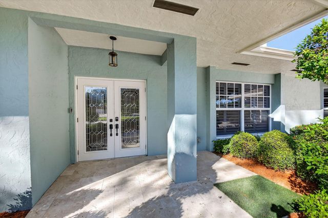 13172 Doubletree Circle, Wellington, FL 33414