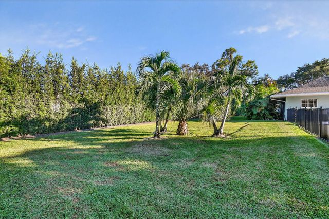 13172 Doubletree Circle, Wellington, FL 33414