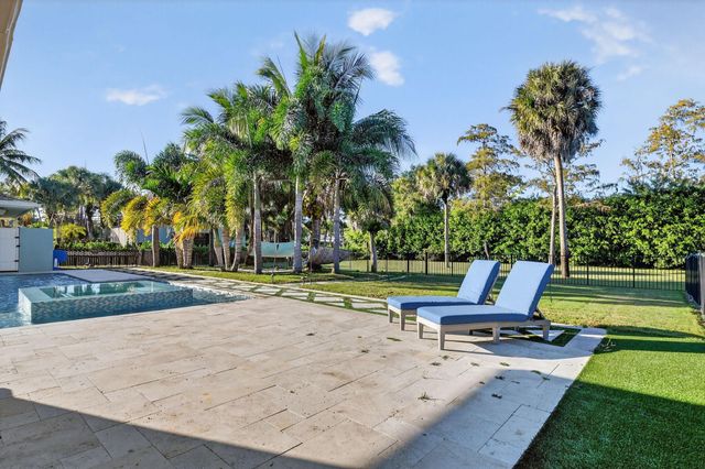 13172 Doubletree Circle, Wellington, FL 33414