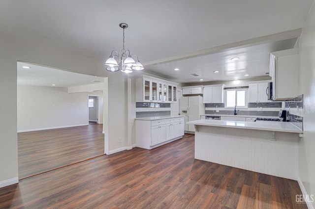 10429 Enger Street, Bakersfield, CA 93312