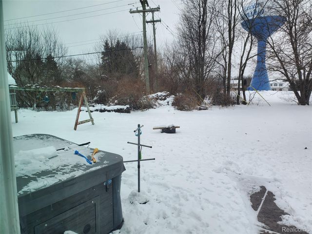 2830 Bonny Brook Drive, Howell, MI 48843