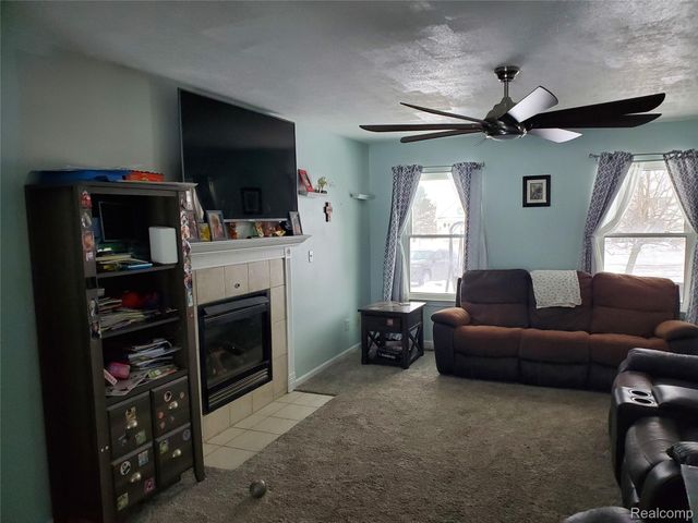 2830 Bonny Brook Drive, Howell, MI 48843