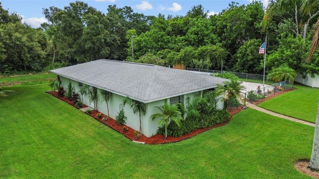 1163 ORANGE TREE CIRCLE W D, Palm Harbor, FL 34684
