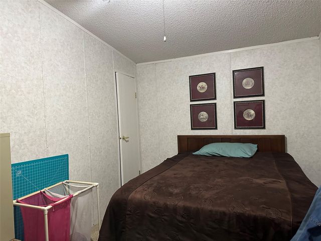 944 Whispering Pine Lane, Lufkin, TX 75901