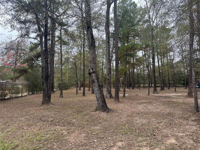 944 Whispering Pine Lane, Lufkin, TX 75901