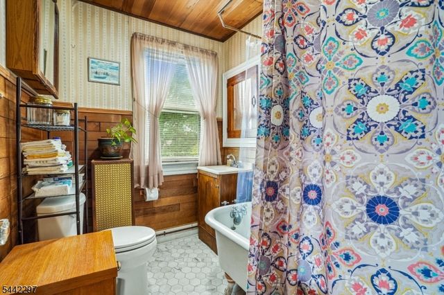 14 Fritz St, Bloomfield Twp., NJ 07003