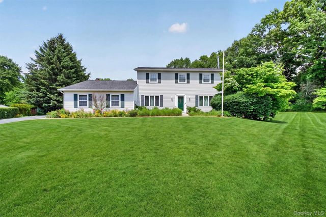 5 Gene Court, Hopewell Junction, NY 12533
