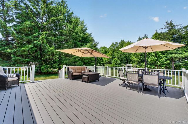 5 Gene Court, Hopewell Junction, NY 12533