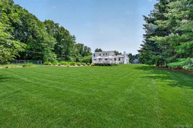 5 Gene Court, Hopewell Junction, NY 12533