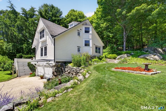 106 Meadow Woods Road, Deep River, CT 06417