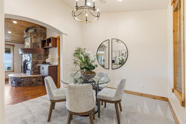 609 Lakeridge Dr, Auburn, CA 95603