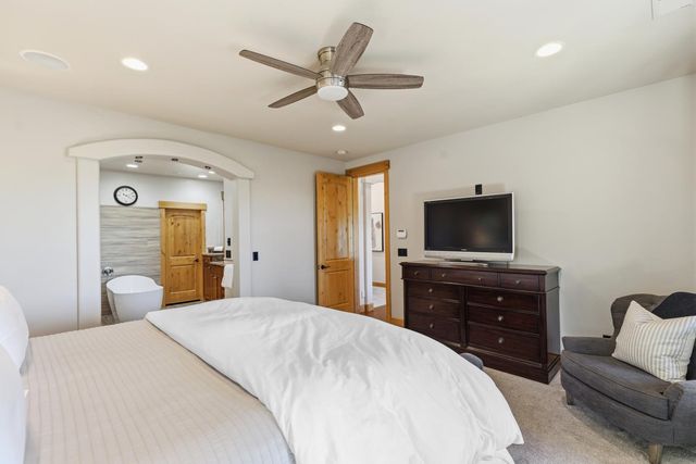 609 Lakeridge Dr, Auburn, CA 95603