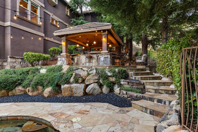 609 Lakeridge Dr, Auburn, CA 95603