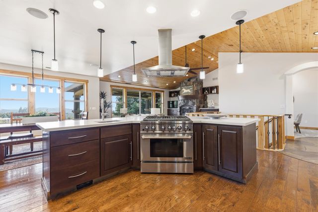 609 Lakeridge Dr, Auburn, CA 95603