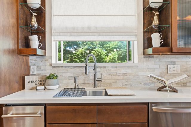 609 Lakeridge Dr, Auburn, CA 95603