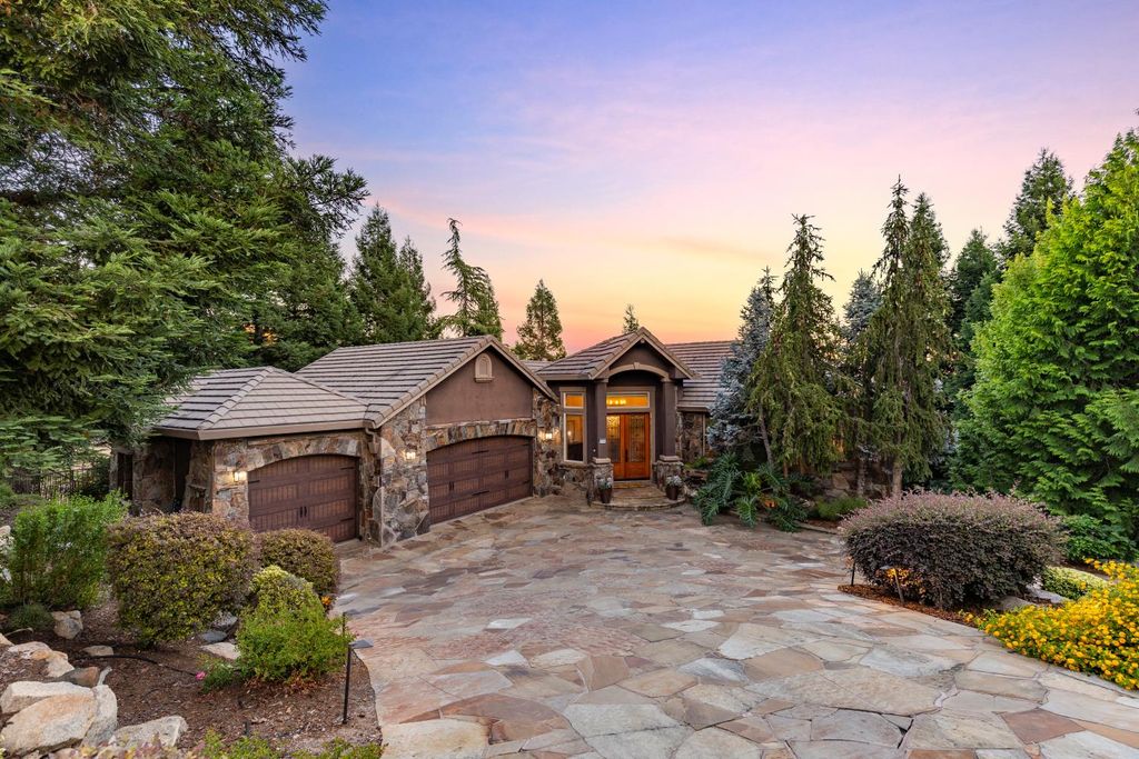 609 Lakeridge Dr, Auburn, CA 95603