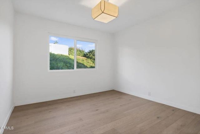 7023 Meadowview Court, Ventura, CA 93003