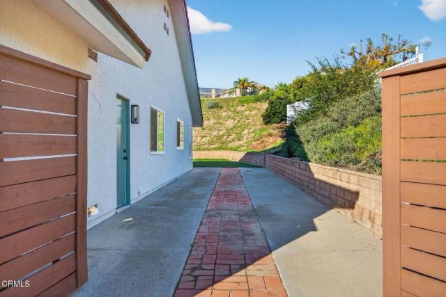 7023 Meadowview Court, Ventura, CA 93003