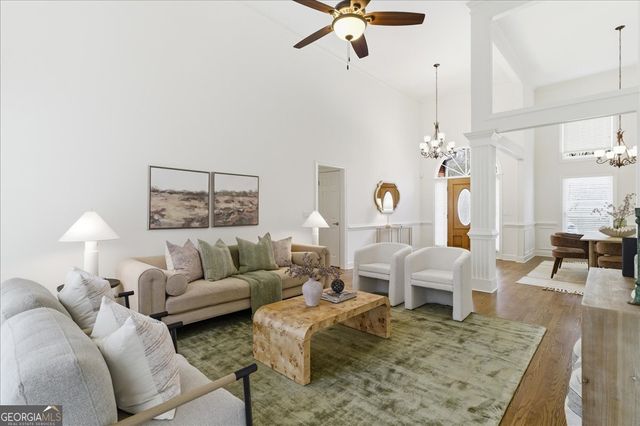 565 Kings County Court, Milton, GA 30004