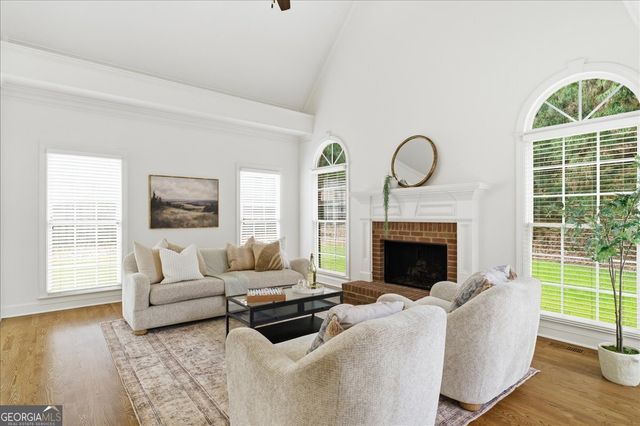 565 Kings County Court, Milton, GA 30004