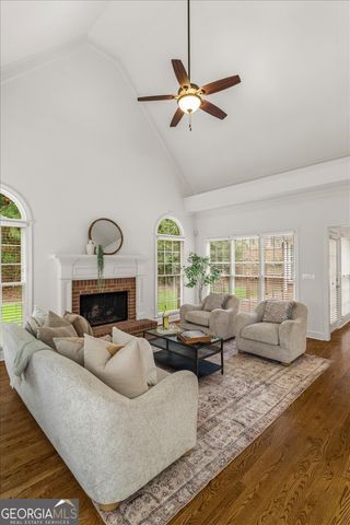 565 Kings County Court, Milton, GA 30004