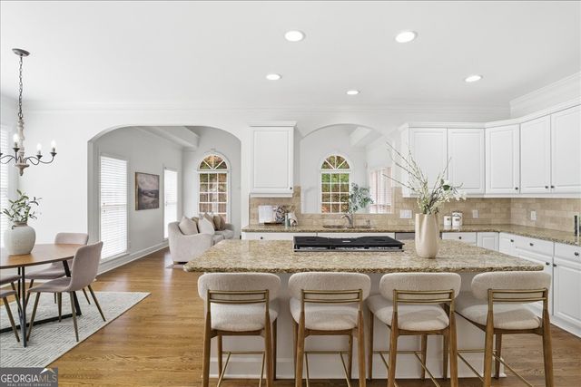 565 Kings County Court, Milton, GA 30004