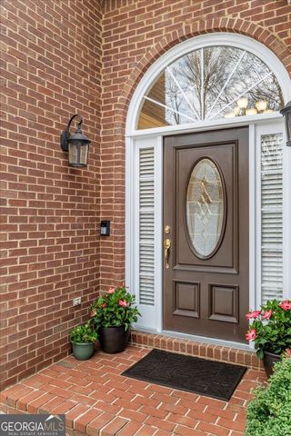 565 Kings County Court, Milton, GA 30004