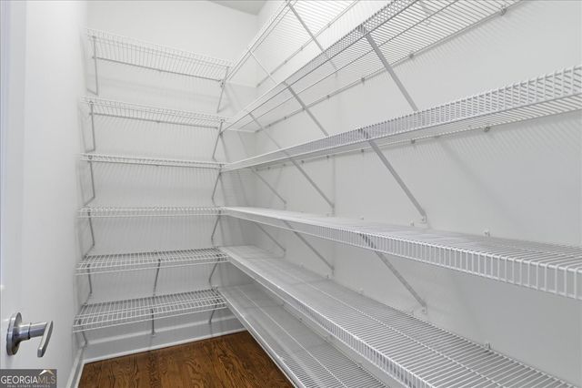 565 Kings County Court, Milton, GA 30004