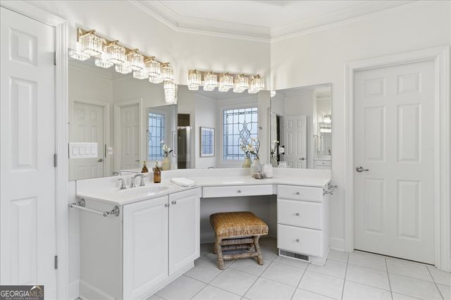 565 Kings County Court, Milton, GA 30004