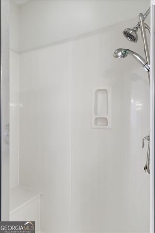 565 Kings County Court, Milton, GA 30004