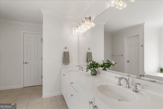 565 Kings County Court, Milton, GA 30004