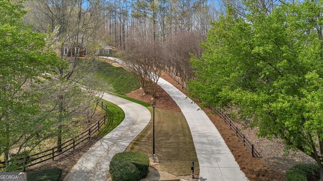 565 Kings County Court, Milton, GA 30004