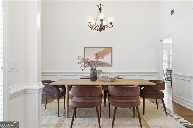 565 Kings County Court, Milton, GA 30004