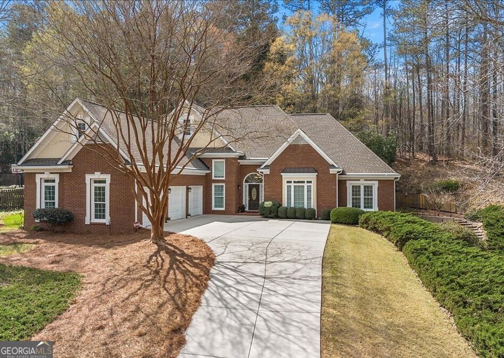 565 Kings County Court, Milton, GA 30004