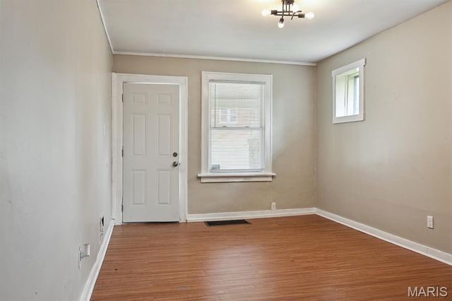 3509 East Place, St Louis, MO 63121