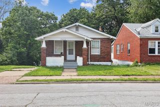 3509 East Place, St Louis, MO 63121