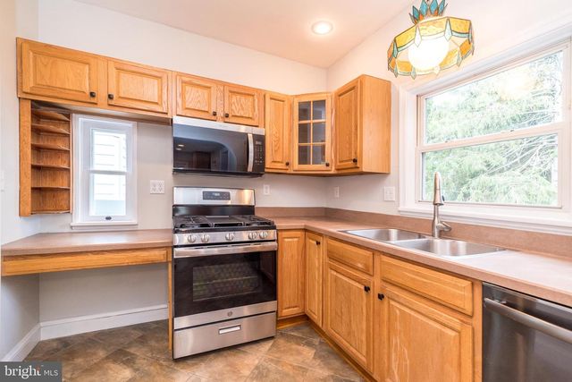 39 S NINTH ST, Quakertown, PA 18951