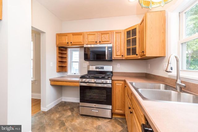 39 S NINTH ST, Quakertown, PA 18951