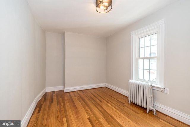 39 S NINTH ST, Quakertown, PA 18951