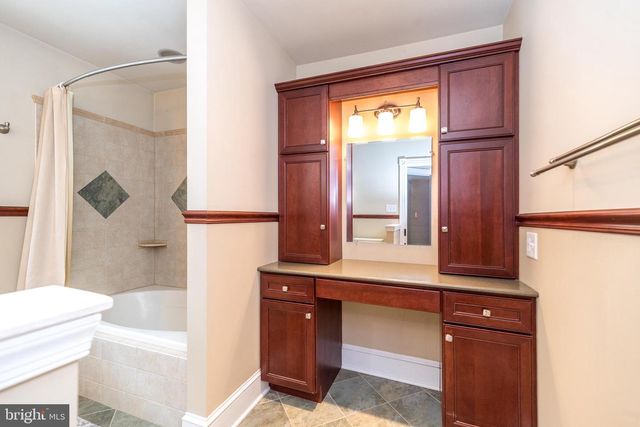 39 S NINTH ST, Quakertown, PA 18951