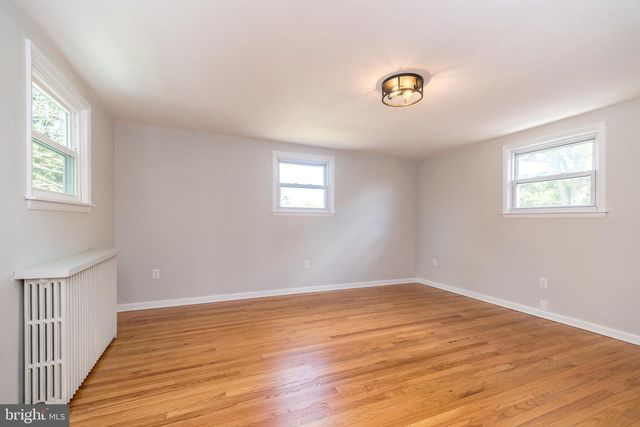39 S NINTH ST, Quakertown, PA 18951