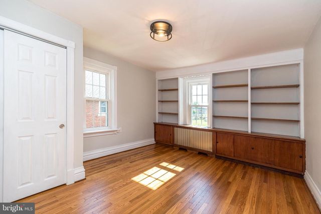 39 S NINTH ST, Quakertown, PA 18951
