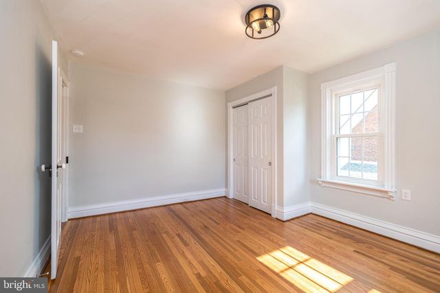 39 S NINTH ST, Quakertown, PA 18951