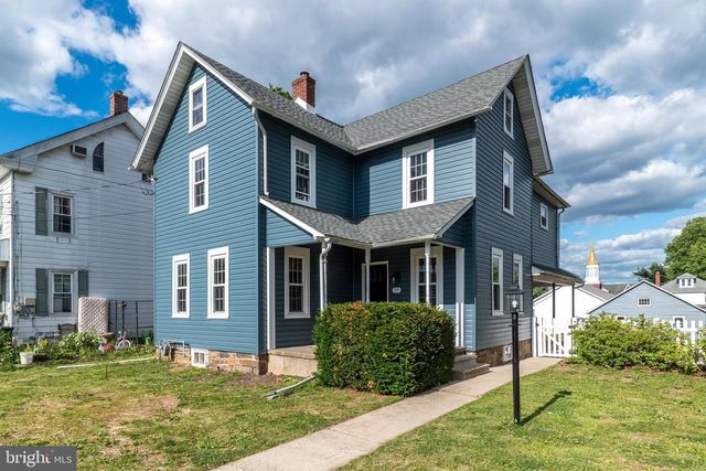 39 S NINTH ST, Quakertown, PA 18951