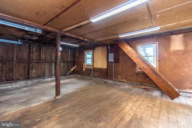 39 S NINTH ST, Quakertown, PA 18951
