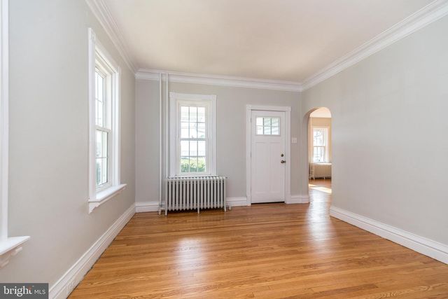 39 S NINTH ST, Quakertown, PA 18951