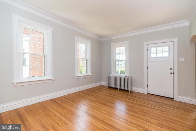 39 S NINTH ST, Quakertown, PA 18951