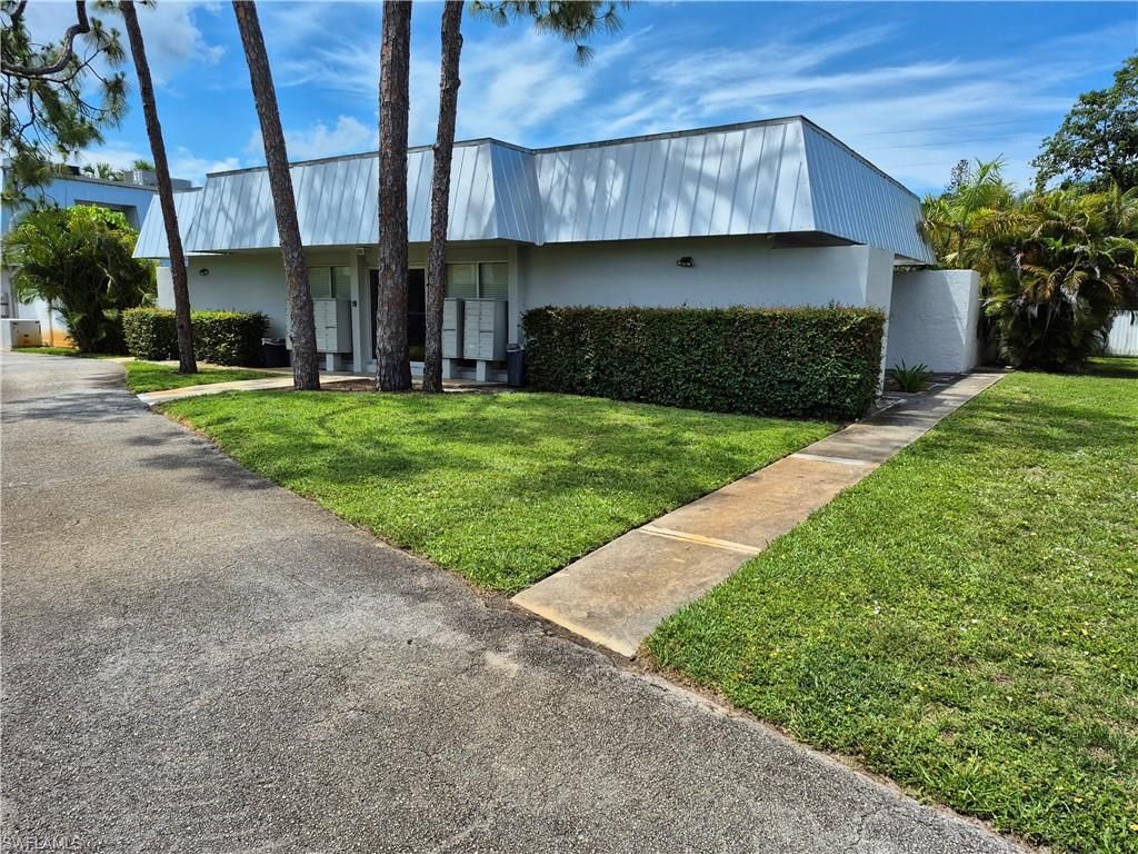 4909 Catalina DR 49, NAPLES, FL 34112 — exterior