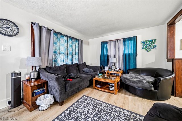 618 W 57th Street, Ashtabula, OH 44004